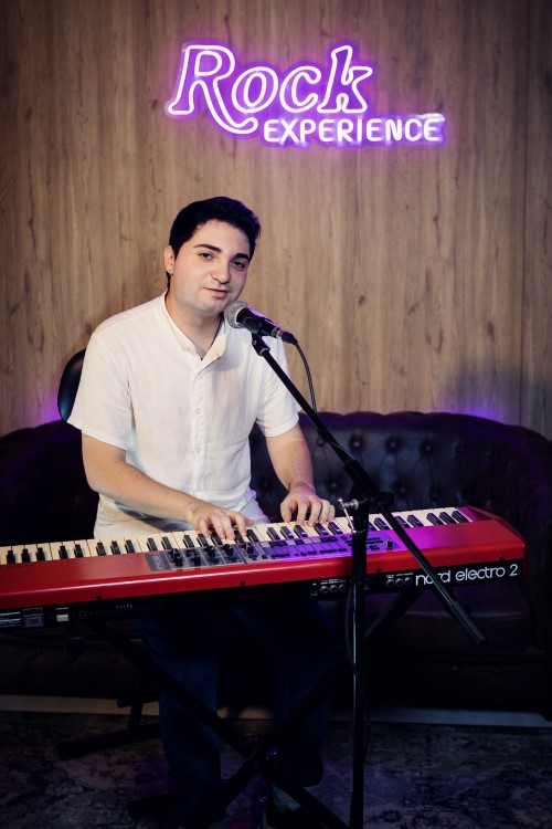 Germán Boj, profesor de Piano en Rock Experience