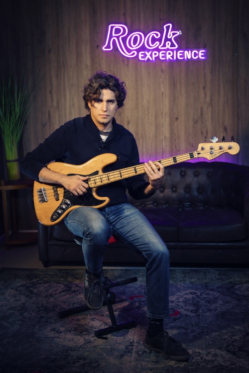 Juan Carlos Baños, profesor de Bajo en Rock Experience