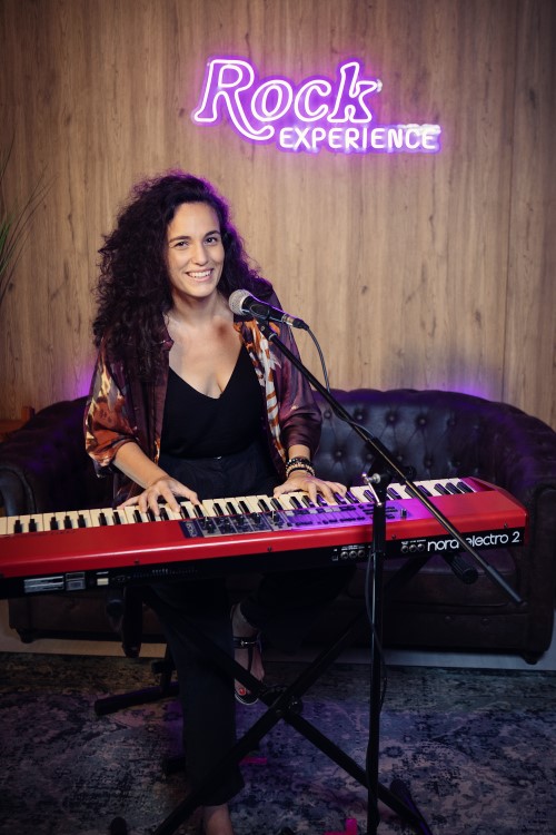Míriam Sánchez, profesor de Canto y piano en Rock Experience